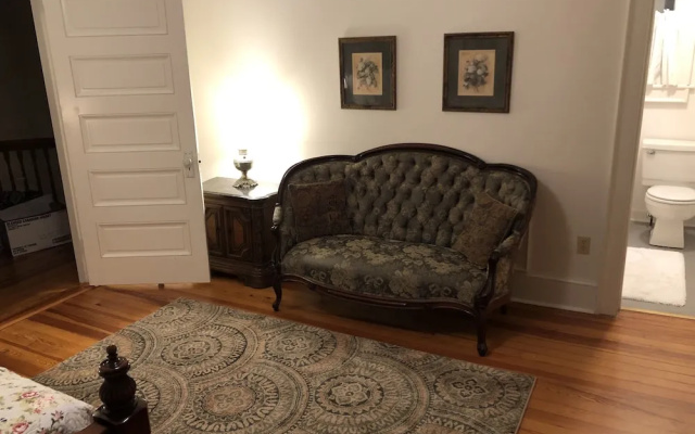 photo 5 of Love Lane Bed & Breakfast