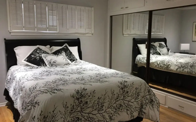 photo 4 of Lovely 2 Bedroom Home with Pool