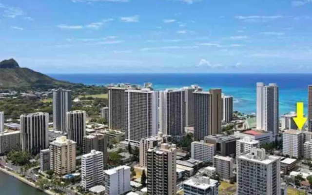 photo 3 of Lovely 2 Beds 2 bath free Parking at Waikiki Beach
