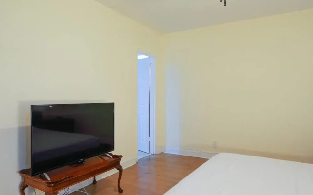 photo 4 of Lovely 2br/2 Bath Hollywood Beach!!!