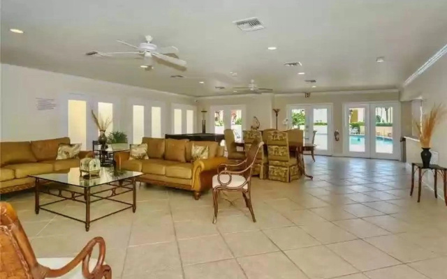 photo 2 of Lovely 3 bedroom first floor condo on golf course