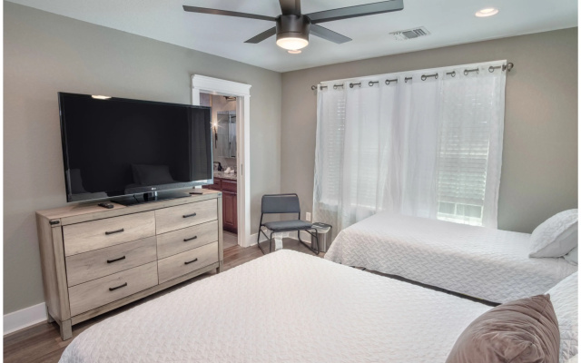 photo 3 of Lovely 3 BR Home Only 9 Minutes From Downtown