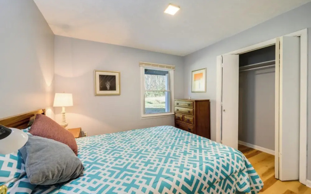 photo 4 of Lovely Forsyth Home ~ 2 Mi to Tift College!