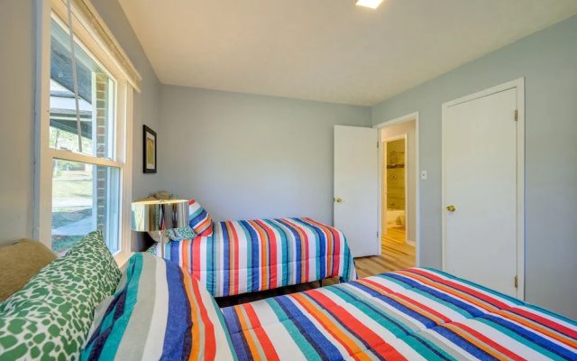 photo 5 of Lovely Forsyth Home ~ 2 Mi to Tift College!