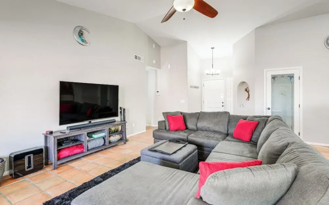 photo 3 of 3 Mi to Dtwn: Home w/ Heated Pool in Gilbert