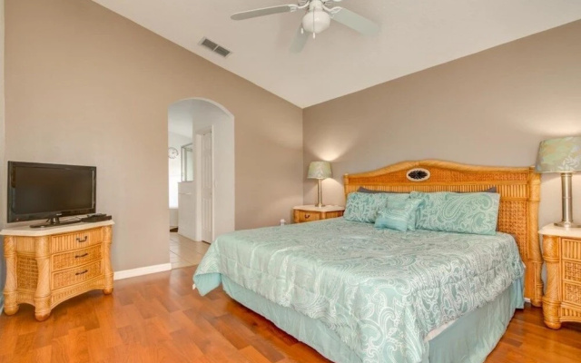 photo 5 of Lovely Lake 20 Min To Disney Large Pool! 4 Bedroom Home