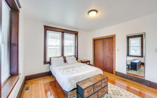 photo 2 of Lovely Lancaster Aptartment in Walkable Location!