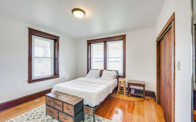 photo 4 of Lovely Lancaster Aptartment in Walkable Location!