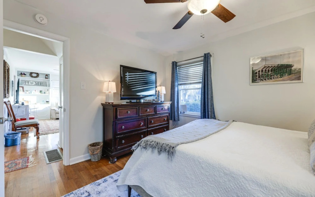 photo 3 of Lovely Lexington Home: 4 Mi to Downtown!