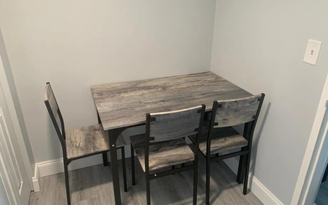 photo 2 of Lovely Studio/bath, Hallandale Beach, Walk to the Beach! Pool & Free Parking!
