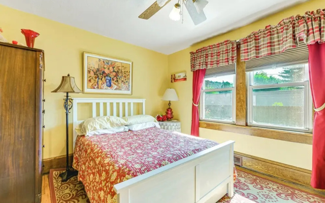 photo 3 of Lovely Waynesville Home w/ Yard: Pet Friendly