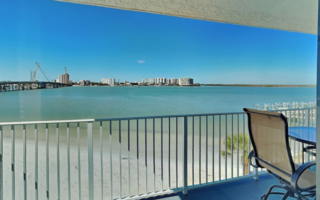photo 4 of Lovers Key Beach Club 202