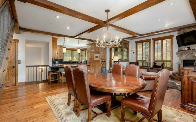 photo 2 of Amazing Pet-Friendly Executive Home, Ski-In Walk-Out - LR884 by Redawning