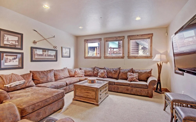 photo 3 of Beautiful Executive Ski-In Ski-Out Rooftop Hot tub - LR962 by RedAwning