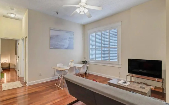 photo 2 of LT Stay Discounts! Cozy 2 BR Apt - Pet Friendly!