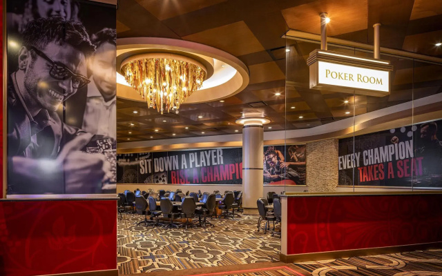 photo 2 of HoteLumiere at the Arch - A Caesars Rewards Destination