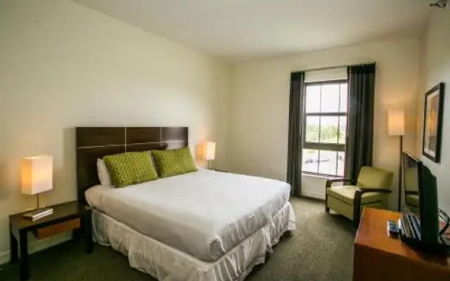 photo 4 of Luna East Two-Bedroom Apartment #531