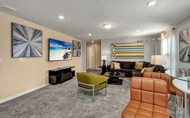 photo 2 of Lush Home With Big Pool Area - CDC Standards 7st477
