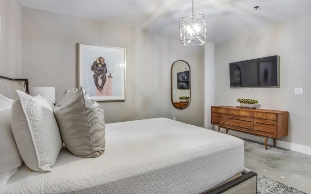 photo 5 of Lush Loft
