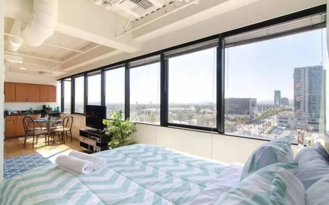 photo 4 of LUX 0 Bedroom Studio By Senstay