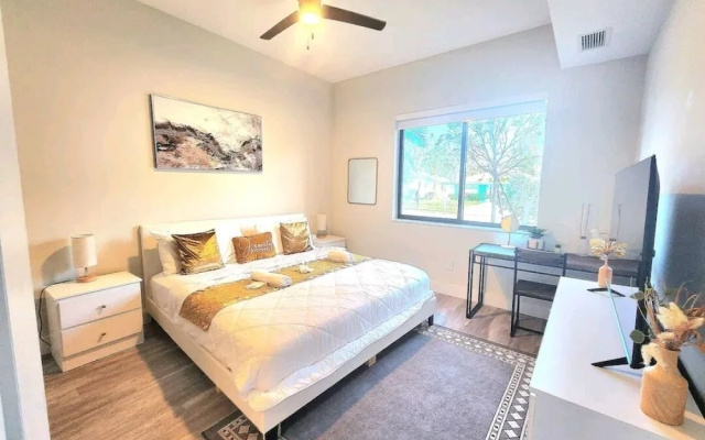photo 3 of Lux and Cozy 2beds 2 Baths up to 8 guest