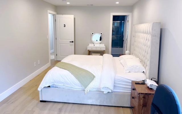 photo 3 of Lux Apartment on hill close to SF