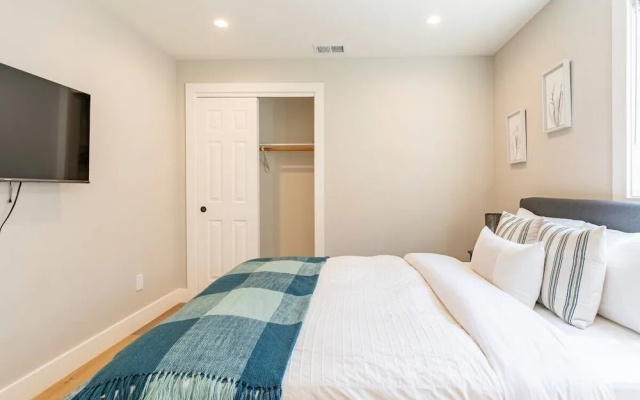 photo 4 of Lux Apartment on hill close to SF
