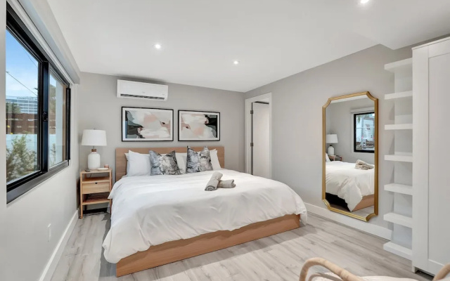 photo 4 of Lux Villa 3br 2ba Steps to Beach