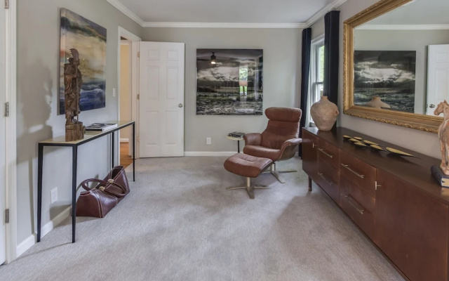 photo 3 of Luxe Abode
