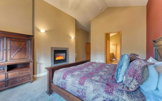 photo 5 of Luxe All-season Retreat by Avantstay Prime Location, Near Skiing