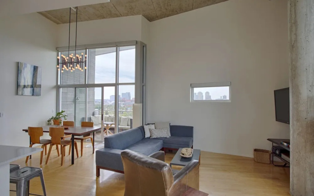 photo 2 of Luxe Downtown Penthouse with City Skyline Views