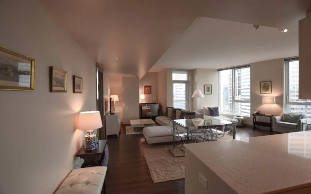 photo 4 of Luxe Hubs Corporate High Rise Apartments on Pine