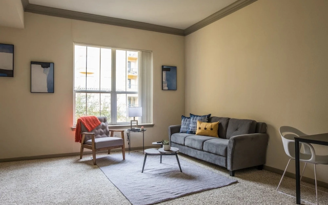 photo 2 of Luxe Midtown Apartments by Frontdesk