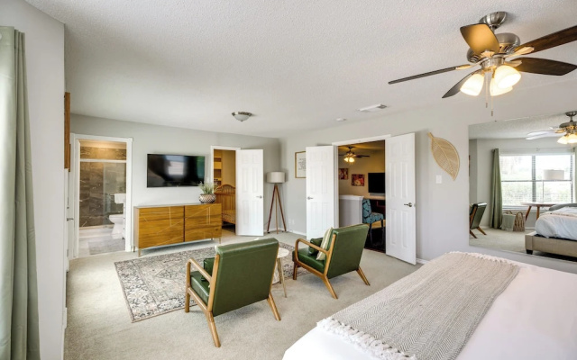 photo 2 of Luxe San Antonio Vacation Rental w/ Private Pool!