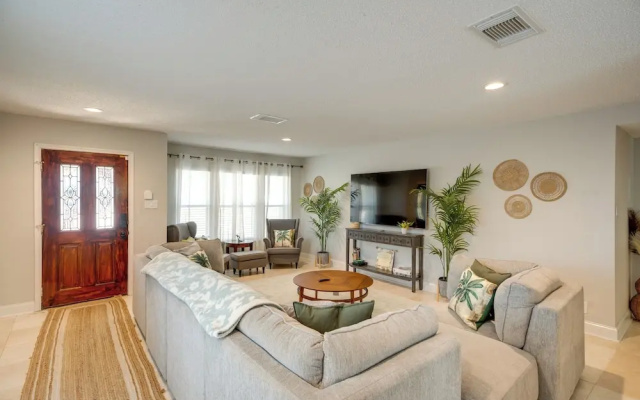 photo 4 of Luxe San Antonio Vacation Rental w/ Private Pool!