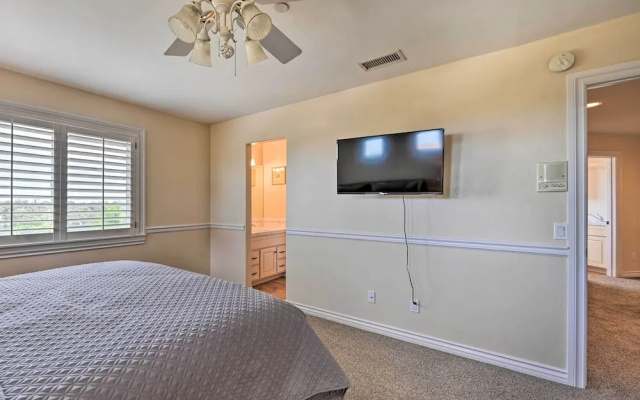 photo 4 of Luxe Vista Getaway w/ Private Pool & Hot Tub!