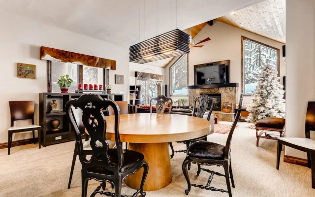 photo 5 of Luxe West Vail Side A - 3 Br Duplex
