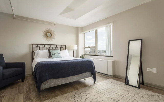 photo 2 of Contemporary 1 bedroom | CozySuites