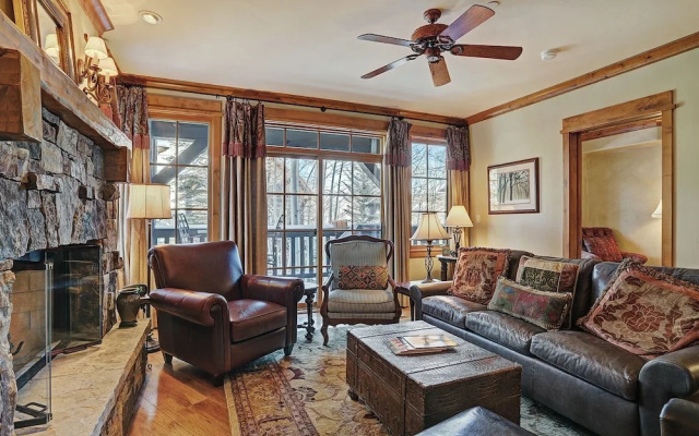 photo 2 of Luxurious 2 Bedroom0 Feet From The Slopes! Condo by RedAwning