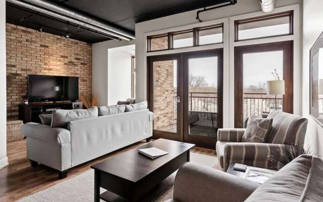 photo 4 of Luxurious 2BDR Loft-Condo Grand Haven 12