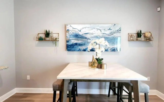 photo 5 of Luxurious 3br 2.5ba Townhome w/ community pool- sleeps 6