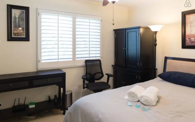 photo 3 of Luxurious 4BR 9m to Las Vegas Strip