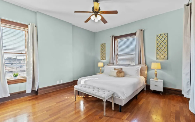 photo 3 of The Marquis Manor | JZ Vacation Rentals
