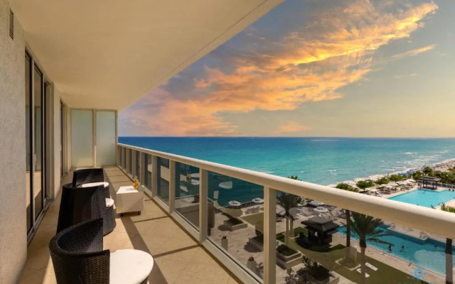 photo 4 of Luxurious Beach Resort 3 BR 3 BA with OCEAN view Insta worthy Pool