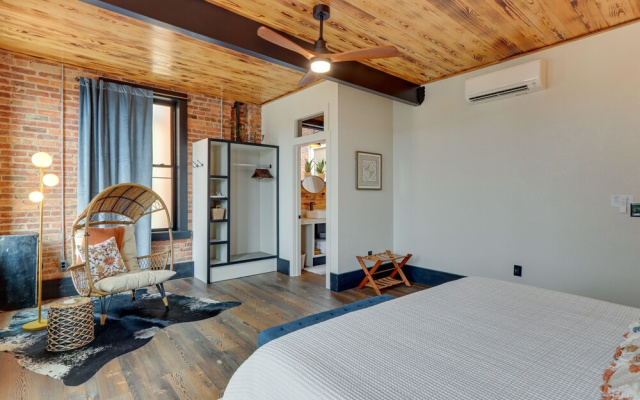 photo 2 of Luxurious Downtown Murphy Vacation Rental Loft!