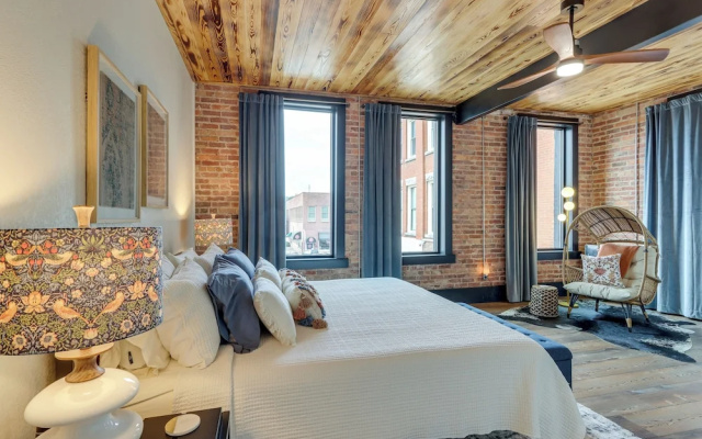 photo 4 of Luxurious Downtown Murphy Vacation Rental Loft!