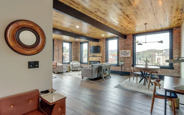 photo 5 of Luxurious Downtown Murphy Vacation Rental Loft!