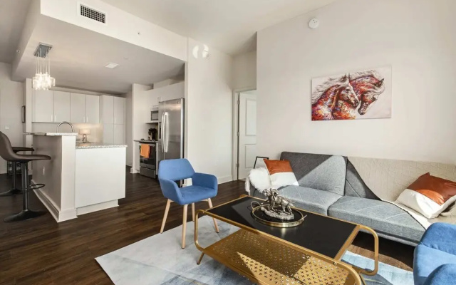 photo 5 of Luxurious High Rise 1BR With Louisville Flair by Cozysuites