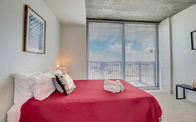 photo 5 of FRONTDESK Skyhouse Apts Uptown Charlotte