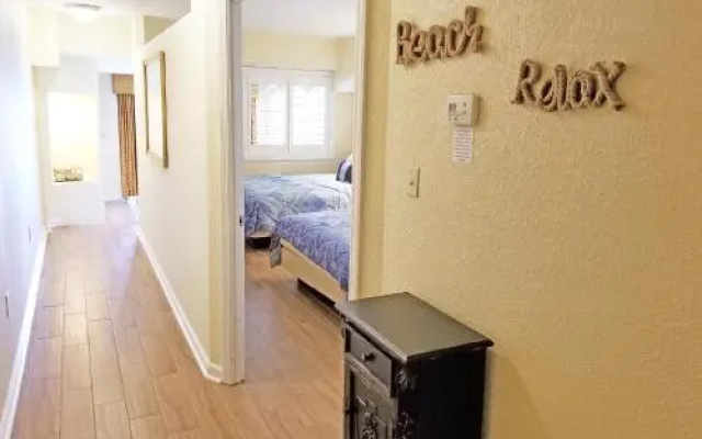 photo 2 of Luxurious Ocean Front Views From This 8th Floor Beach Retreat!